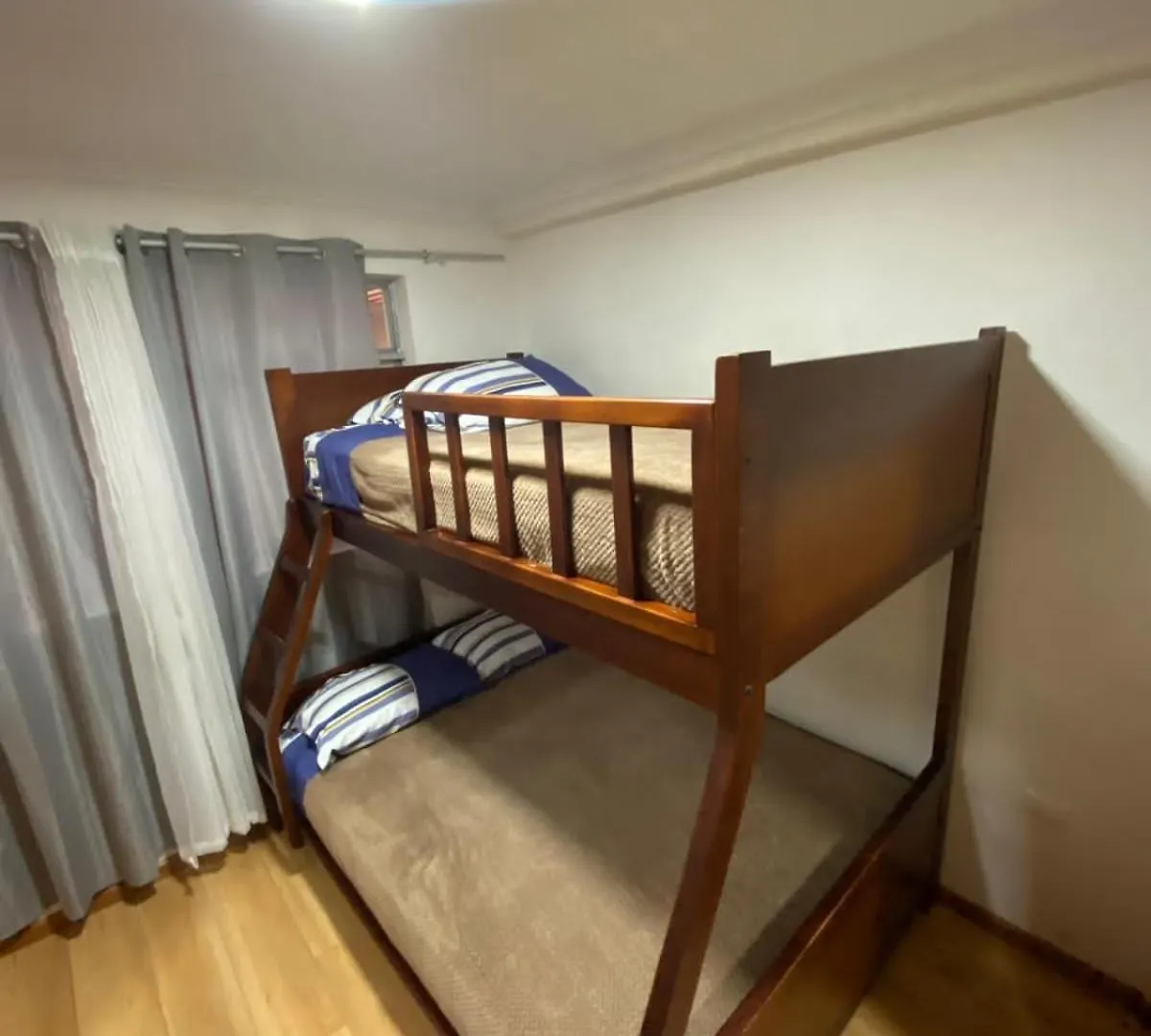 Encantadora Suite Y Elegante Para 6 Personas Cuenca Apartment